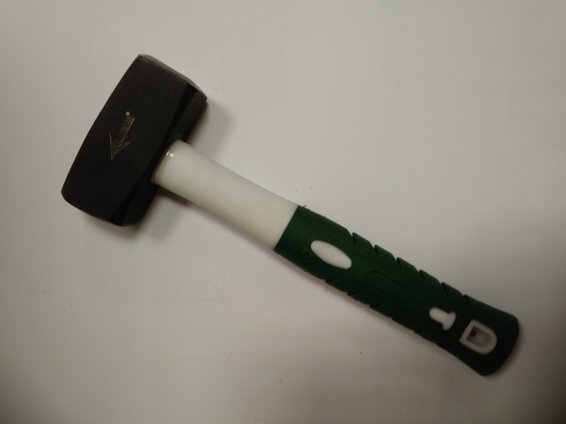 Кувалда с фибергластовой ручкой 2000гр "AEROFORСE"